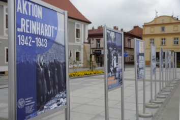Otwarto wystawę Aktion Reinhardt 1942-1943 na bocheńskim Rynku