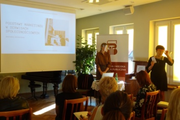 Bibliotekarze nowocześni i zorientowani