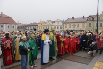 Ulicami Bochni przeszedł Orszak Trzech Króli