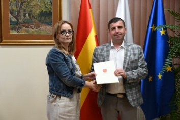 Umowa na&nbsp;zagospodarowanie terenu wokół budynku wielofunkcyjnego podpisana