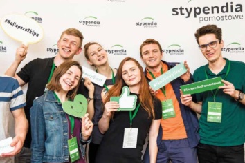 Uwaga Maturzysto! Zdobądź stypendium pomostowe na studia